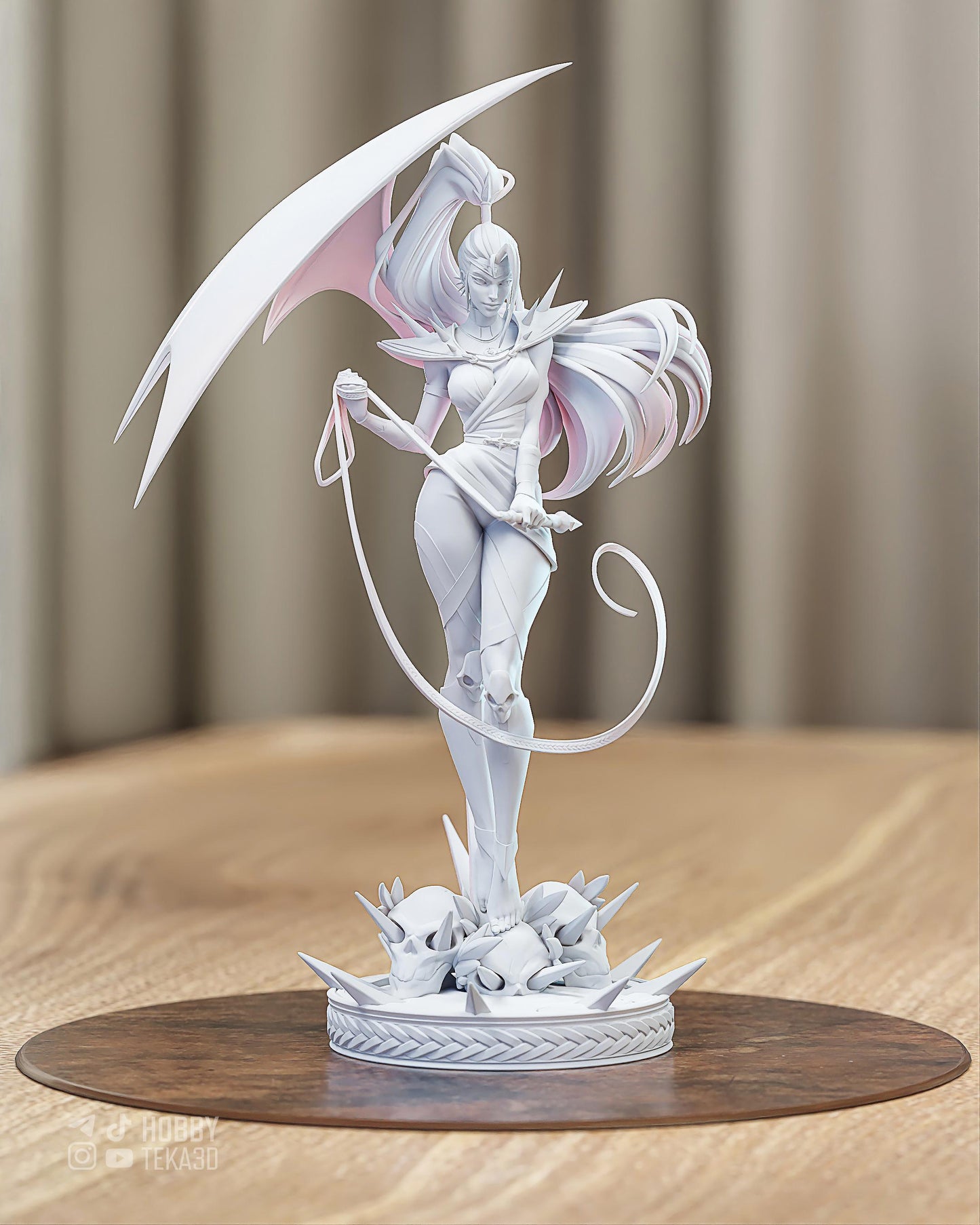 Whip of the Furies — Painted & DIY | Resin 3D | FAN ART | Garage Kit