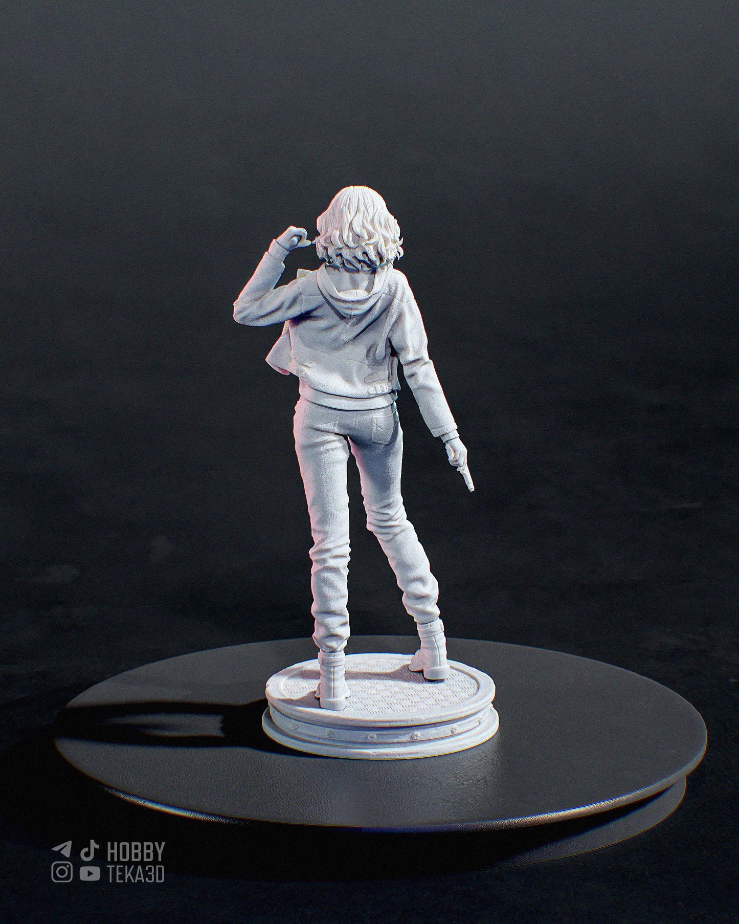 Gaming Action Figurine – Handpainted Resin Figure or DIY Model Kit, inspired by Resident Evil Grace Ashcroft